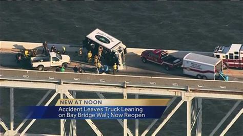 accident on bay bridge right now